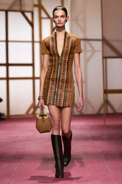 Look 58